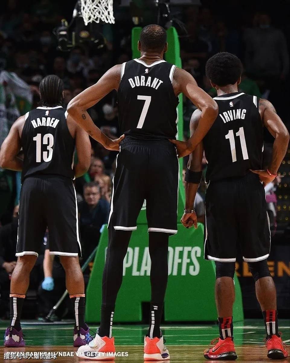 里程碑夜!布鲁克林篮网单刀错失,欧联加时末段刷纪录,话题不断,年轻球员得到机会的简单介绍 里程碑夜!布鲁克林篮网单刀错失,欧联加时末段刷纪录,话题不断,年轻球员得到机会的简单介绍